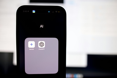 AI Apps Gemini und ChatGPT