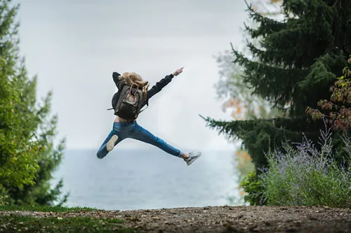 Stock-Foto einer springenden Frau