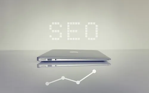 SEO und Laptop